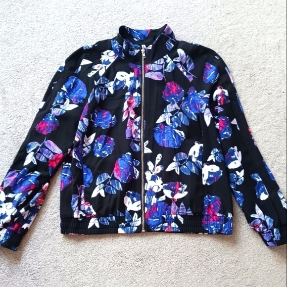 Belle+SKY Floral Bomber Style Jacket - Picture 1 of 9